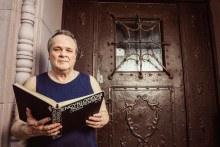 Ľudovít Hallon je slovenský historik, ktorý sa zaoberá dejinami hospodárstva a techniky na Slovensku a v širšom stredoeurópskom priestore v 20. storočí. FOTO: Miroslava Spodniaková